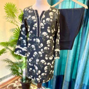 Deep Green Floral Doria Lilan Stitched 2-Piece Winter Suit with Lace Details