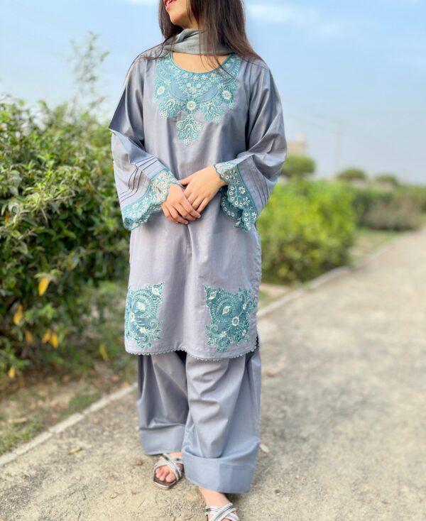 Gray Premium Lawn Stitched 3 Piece Suit
